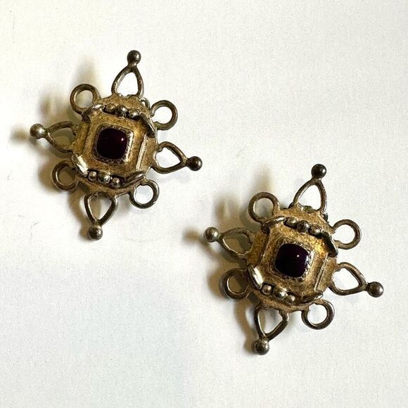 C.Stein silver tone and purple clip on earrings - Picture 2 of 8